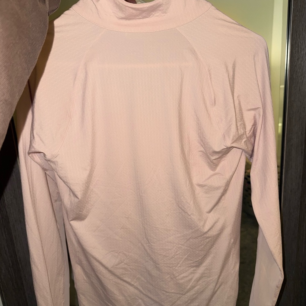 Walter Hagen Long-Sleeve Half-Zip Top - Light Blush - Picture 3 of 4